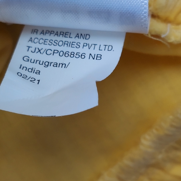 Catherine Malandrino Infant Yellow Set - Picture 13 of 14